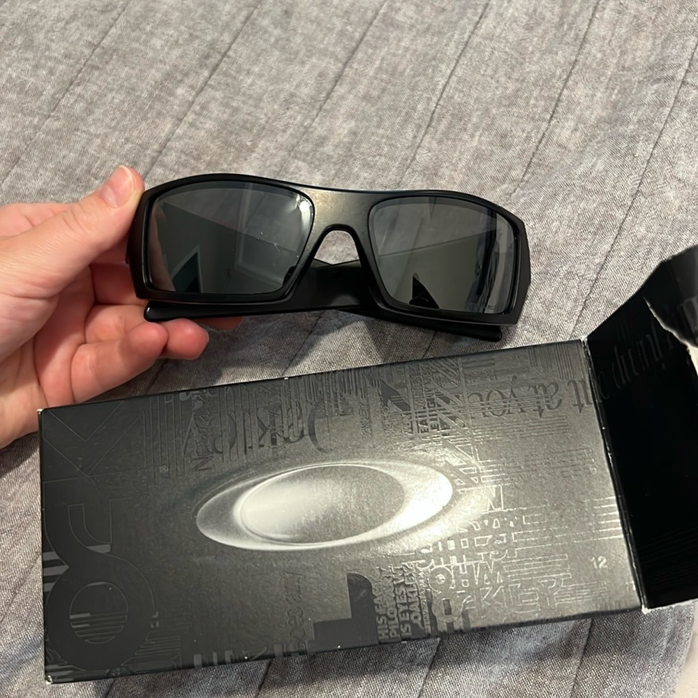 oakley sunglasses